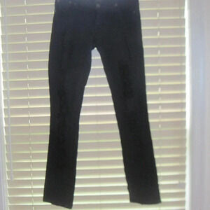 NWT TEN 25 Black Distresed Skinny Jeans Size 9/10